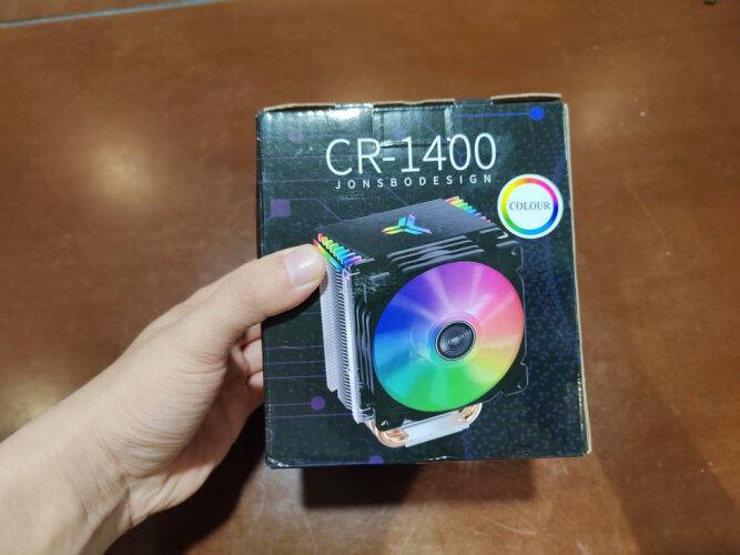 老司机告诉你乔思伯cr1000与酷冷至尊t400i 哪款好用？评测解读该怎么选