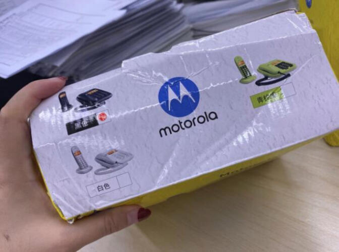 「求助」摩托罗拉V3和V3XX的区别？哪个性价比高、质量更好