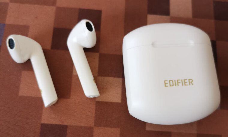 用后体验分享漫步者(EDIFIER)声迈FitPods和pro区别哪个好点？评测解读该怎么选